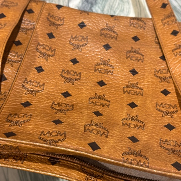 MCM Leather Tote - Picture 5 of 7